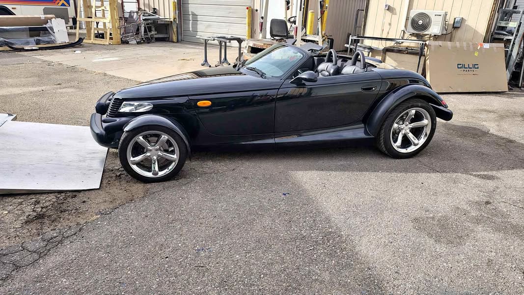 2000 Plymouth Prowler - Roadster 2D