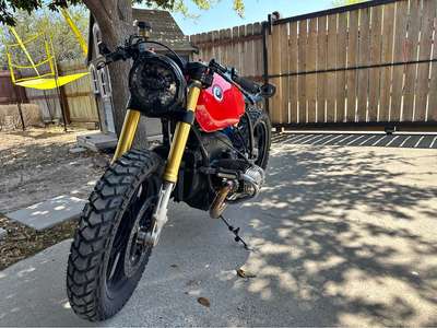 1993 BMW r100 caf\u00e9 racer