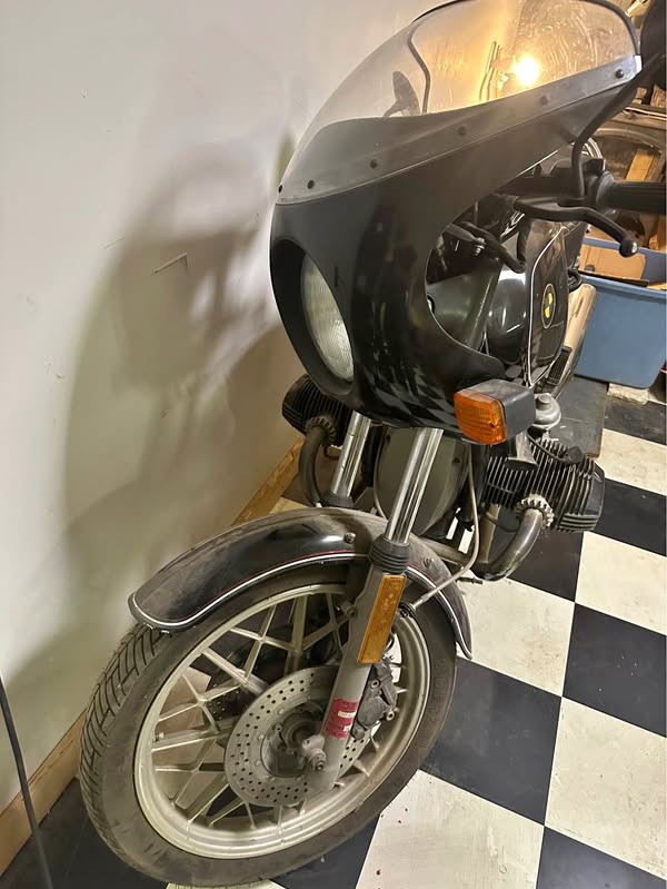 Motorcycle \ufffc 1981 BMW R100