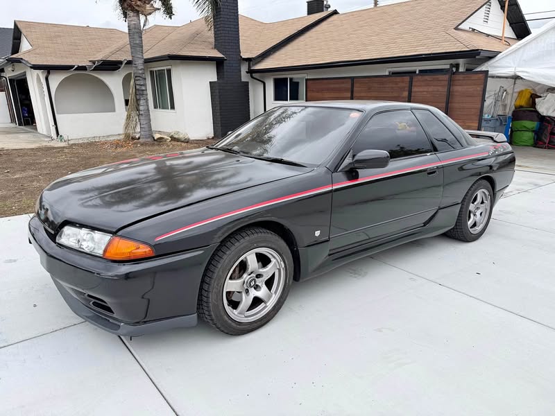 1991 Nissan Skyline GTST (R32) \u2013 Low KM