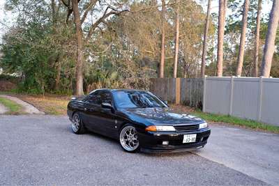 1993 Nissan skyline - GTS-T 60th Anniversary edition