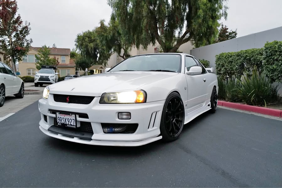 1998 Nissan skyline - GTT Altia