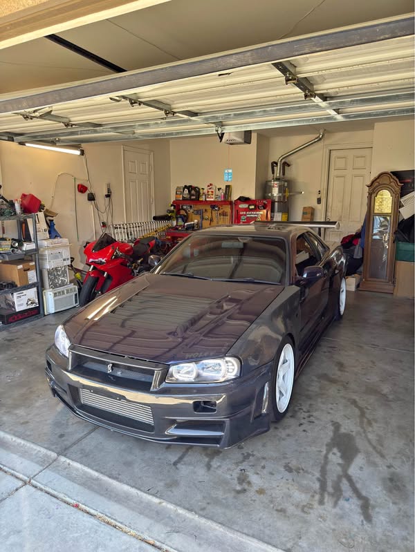 1998 Nissan Skyline R34 - GT