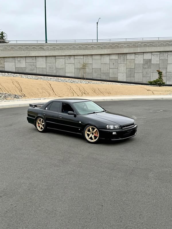 1998 Nissan Skyline