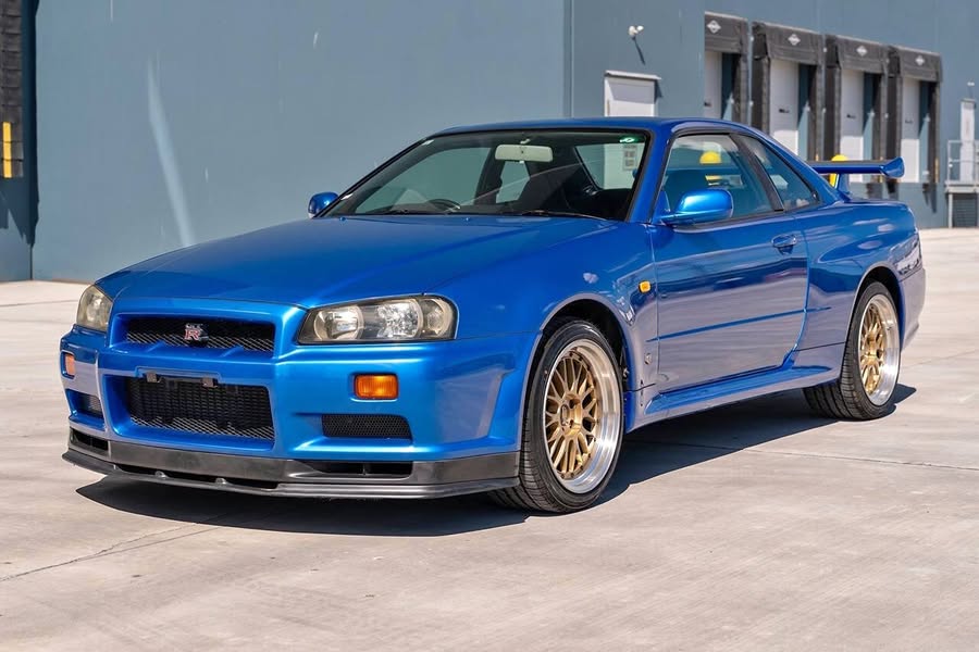 1999 Nissan Skyline