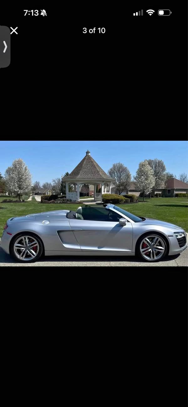 2015 Audi R8 - 4.2 Quattro Spyder Convertible 2D