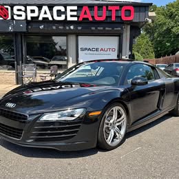 2009 Audi R8 Quattro Coupe 2D