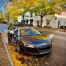 2011 Audi R8 5.2 Quattro Spyder Convertible 2D