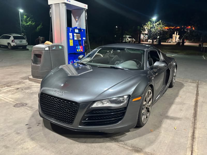 2012 Audi R8 - V10 Coupe 2D