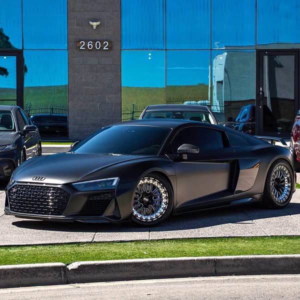 2023 Audi R8 - V10 Performance Coupe 2D