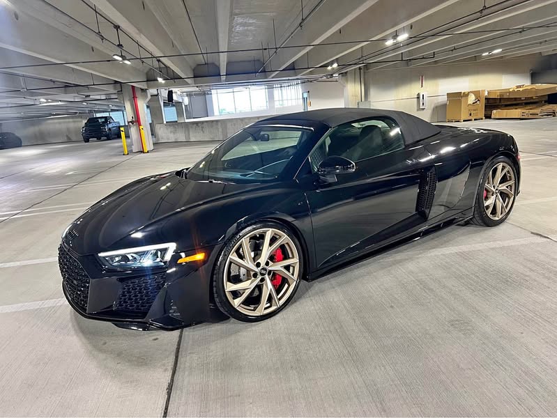 2023 Audi R8 - V10 Performance Spyder Cabriolet 2D