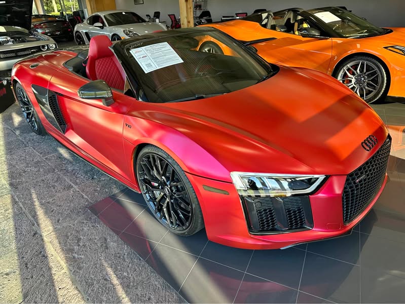 2018 Audi R8 - V10 plus Spyder Cabriolet 2D