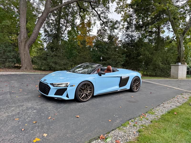 2020 Audi R8 - V10 Performance Spyder Cabriolet 2D