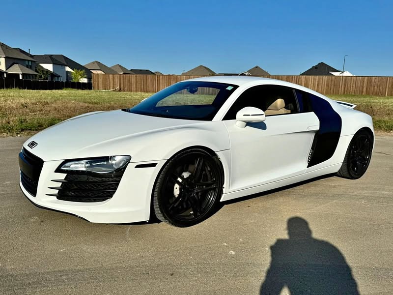 2008 Audi R8 - 4.2 Quattro Coupe 2D