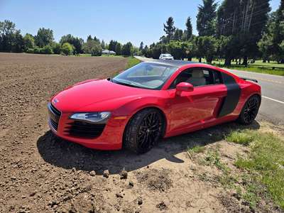 2009 Audi R8 - 4.2 Quattro Coupe 2D