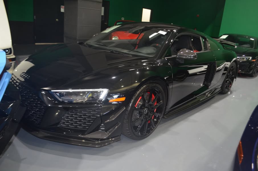 2024 Audi r8 5.2l