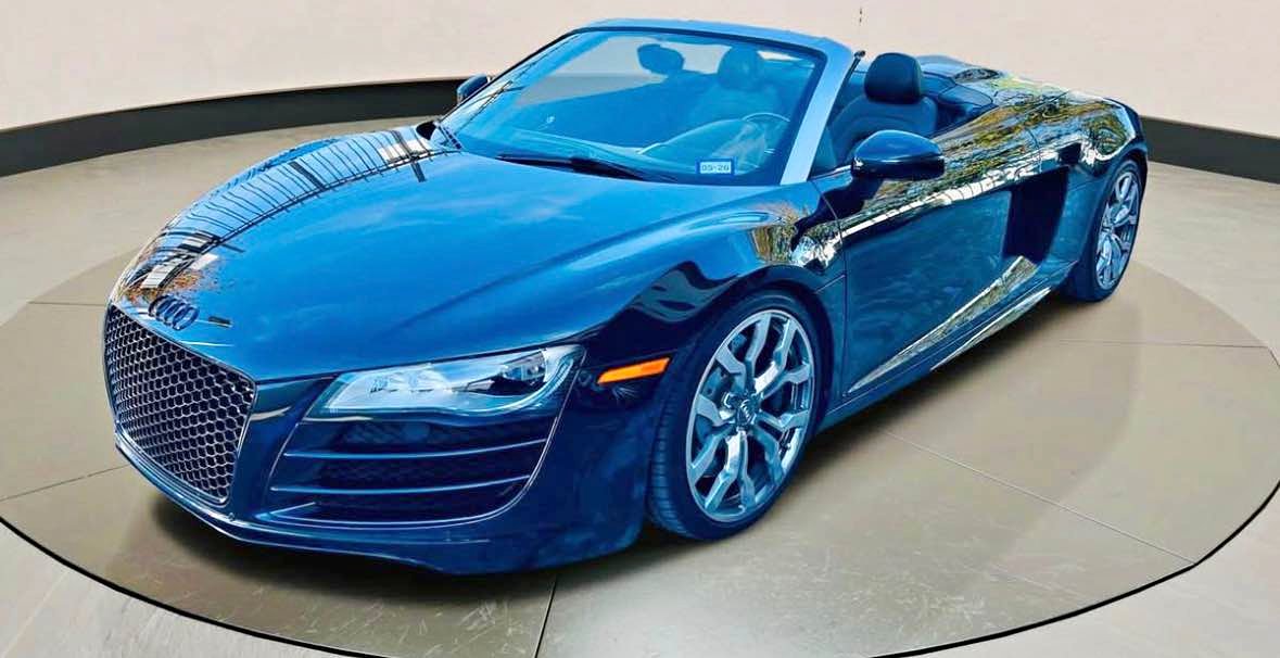 2012 Audi R8 - 5.2 Quattro Spyder Convertible 2D