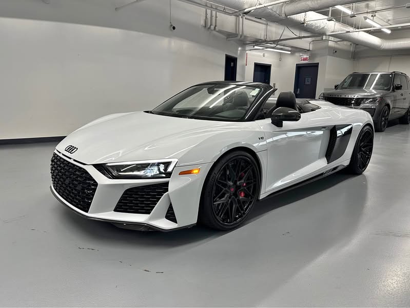 2020 Audi R8 - V10 Performance Spyder Cabriolet 2D
