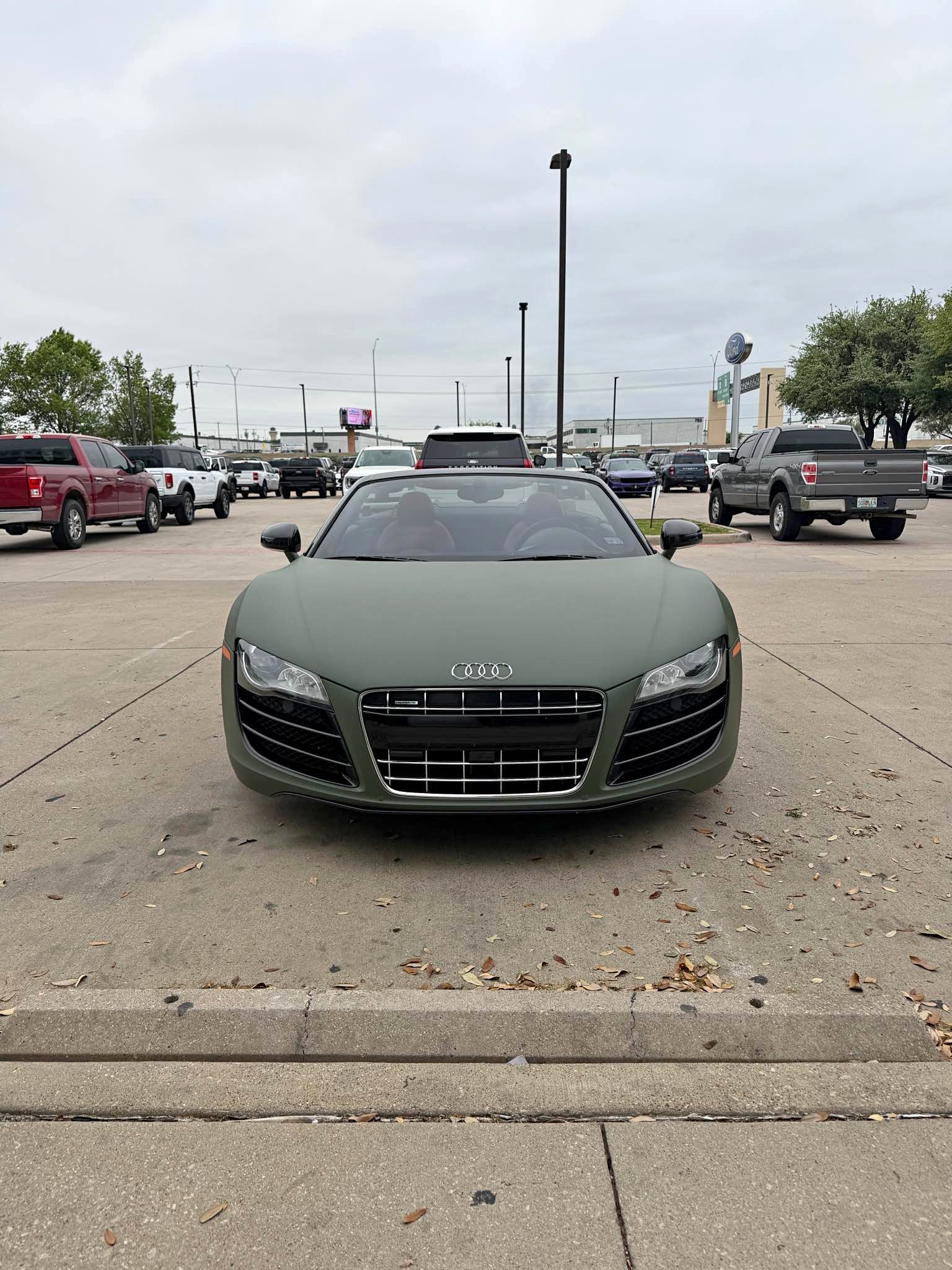 2011 Audi R8 5.2 Quattro Spyder Convertible 2D