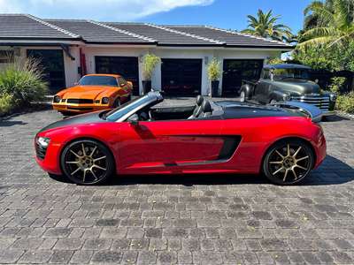 2011 Audi R8 - Carbon Fiber Package