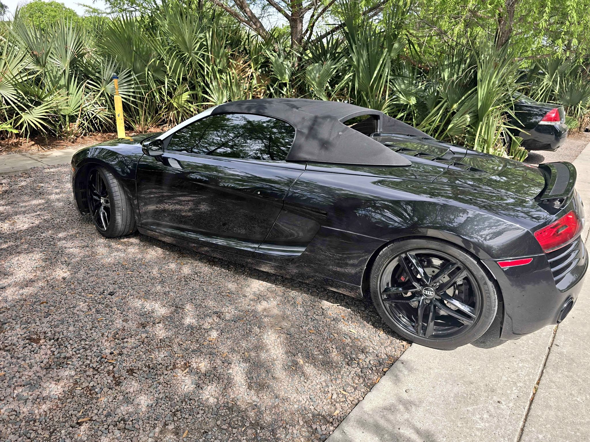 2014 Audi R8 - 4.2 Quattro Spyder Convertible 2D