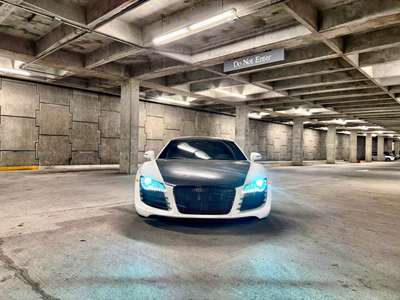 2009 Audi R8 - 4.2 Quattro Coupe 2D
