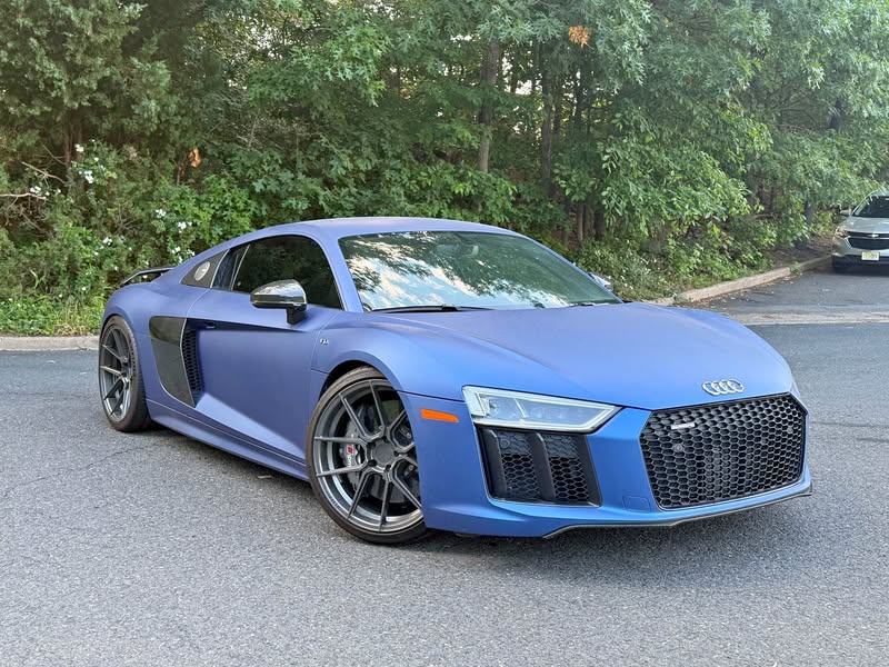 2017 Audi R8 - V10 Plus Coupe 2D
