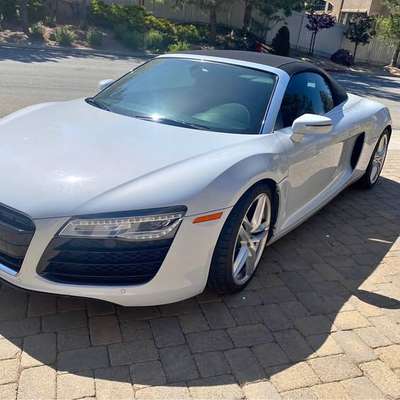 2015 Audi R8 4.2L Spyder Convertible -17k Miles!