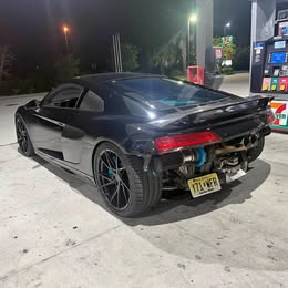 2017 Audi R8 - V10 plus twin turbo