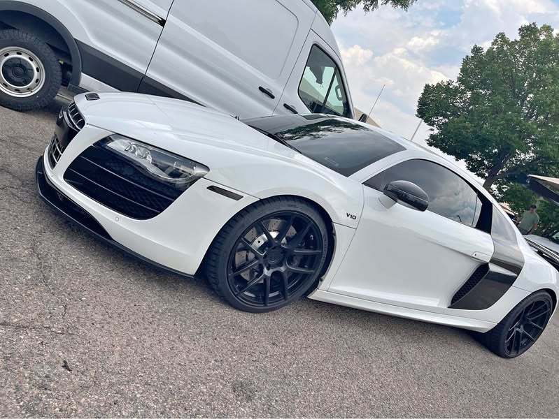 2012 Audi R8 - 5.2 Quattro Coupe 2D
