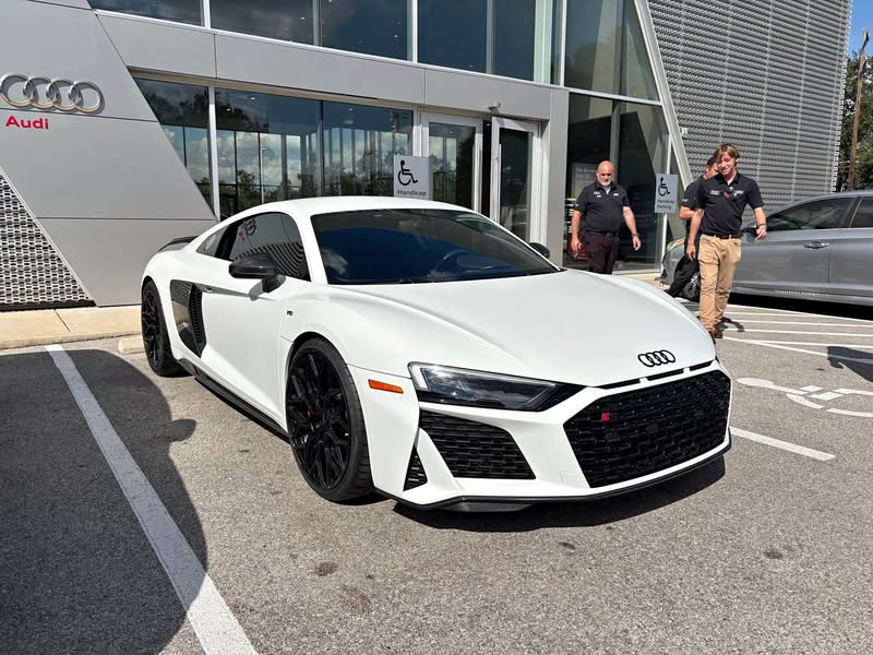2021 Audi R8 - V10 Coupe 2D