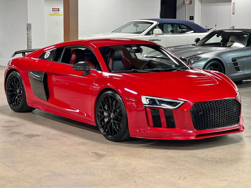 2017 Audi R8 - 5.2 Quattro Coupe 2D