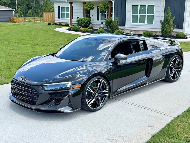 2021 Audi R8 - V10 Performance Coupe 2D