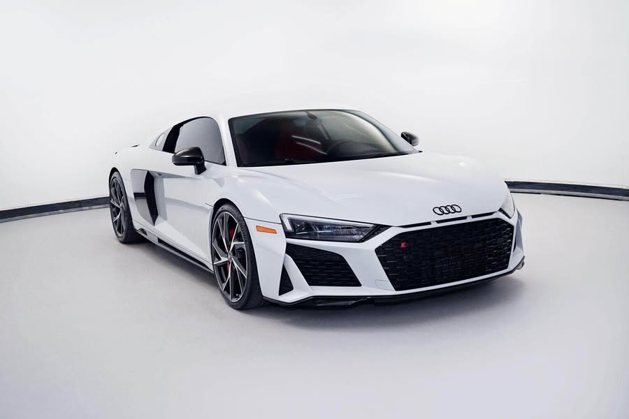 2022 Audi R8 - V10 Performance Coupe 2D