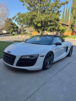 2011 Audi R8 - V10 Convertible 2D