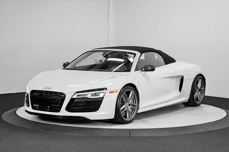 2015 Audi R8 - V10 Carbon Convertible 2D
