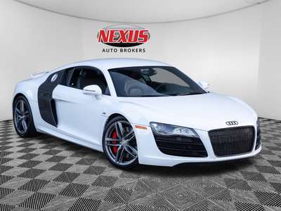 2012 Audi R8 5.2 quattro AWD 2dr Coupe 6M
