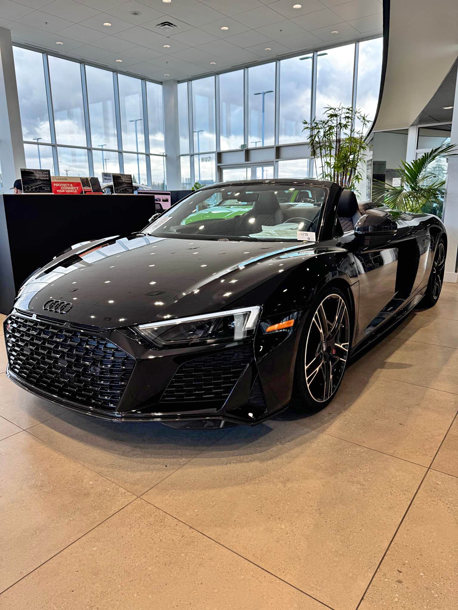 2020 Audi R8 - V10 Performance Spyder Cabriolet 2D