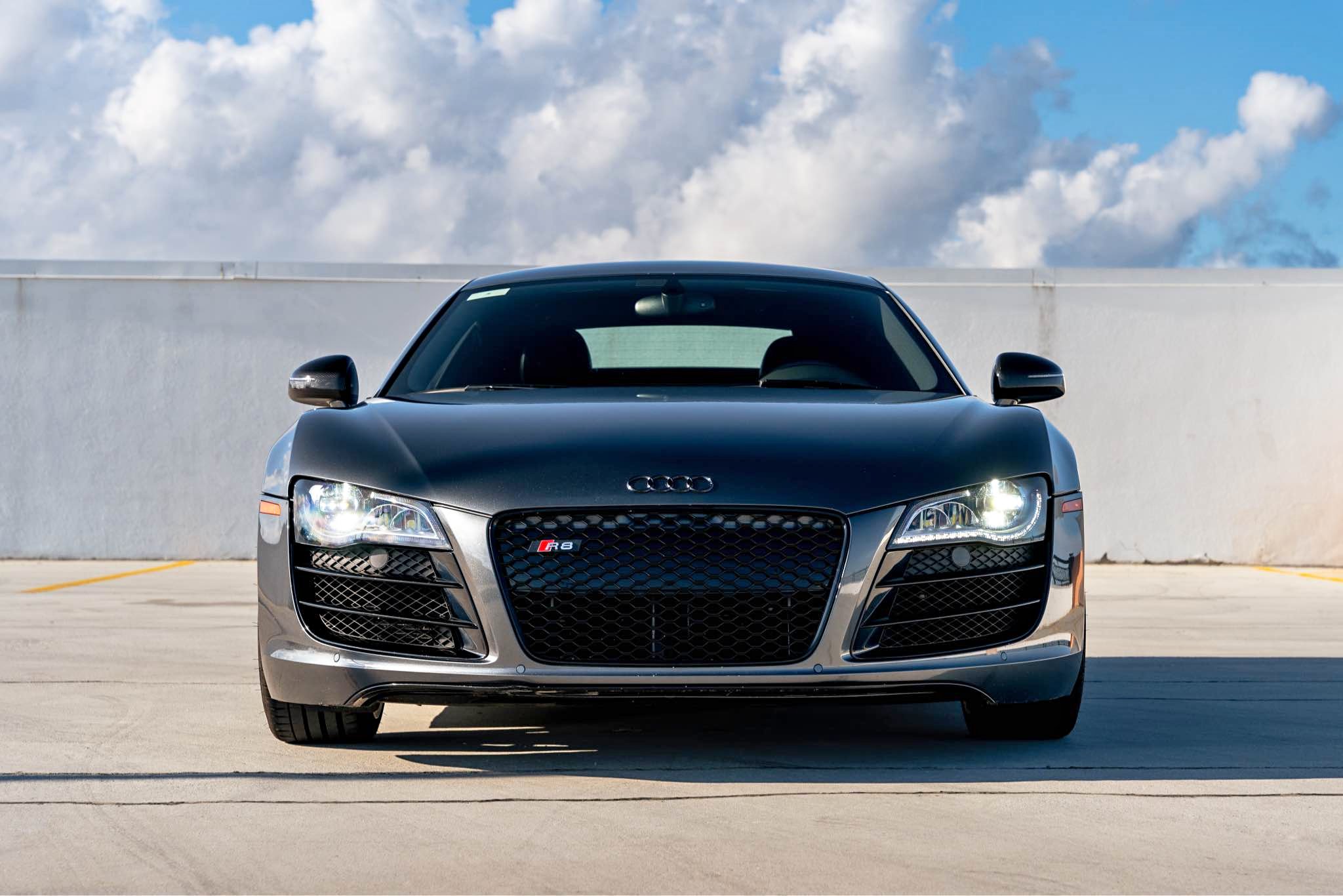2011 Audi R8 - 5.2 Quattro Coupe 2D