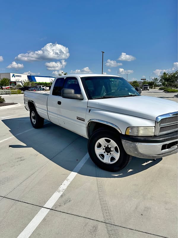 2001 Dodge Ram 2500 Quad Cab - Long Bed