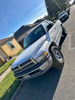 2001 Dodge Ram 1500 - Laramie Pickup 4D 6 1\/3 ft