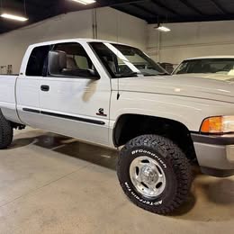 2001 Dodge RAM 2500 SLT LARAMIE 4X4 NV5600 MANUAL