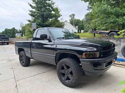 2000 Dodge Ram 1500 - Laramie Pickup 2D 6 1\/4 ft