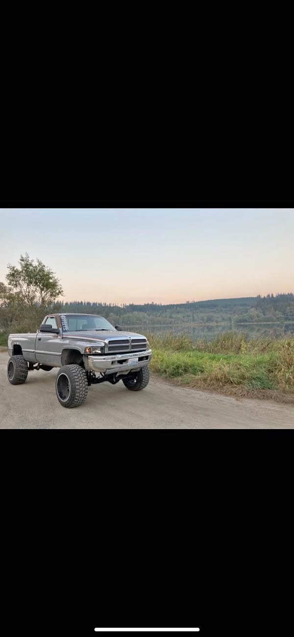 1995 Dodge Ram 2500 - HD Long Bed
