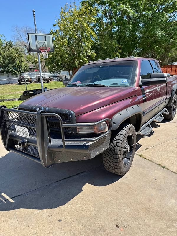 2001 Dodge Ram 2500 - SLT Pickup 4D 6 1\/3 ft