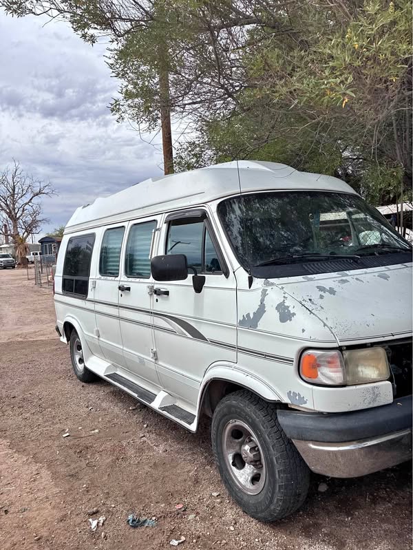 1996 Dodge Ram Van 2500 - Class 2