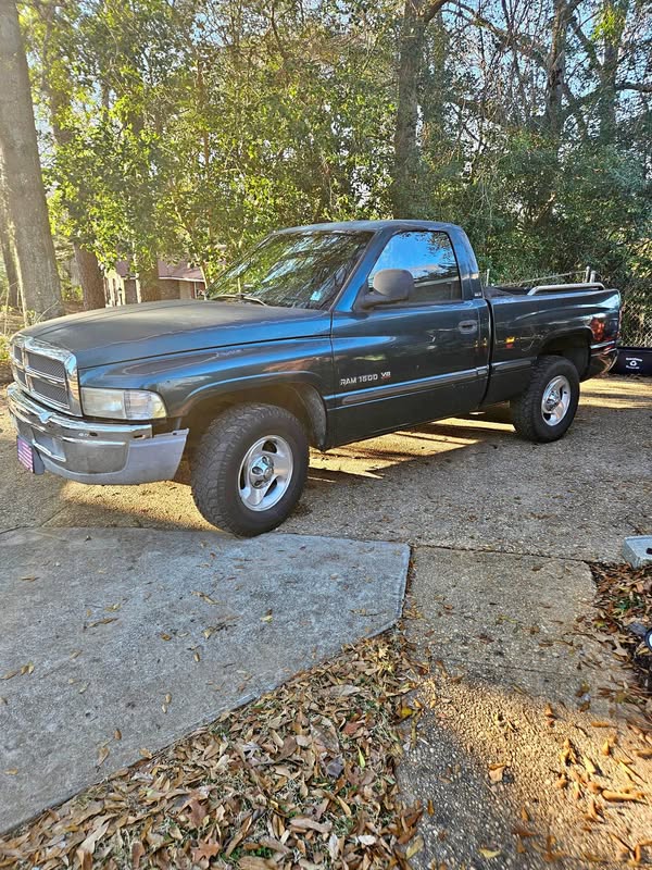 1999 Dodge Ram 1500 - Lamarie slt