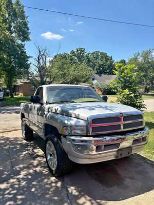 2000 Dodge Ram 1500 Regular Cab - Laramie Pickup 2D 6 1\/4 ft