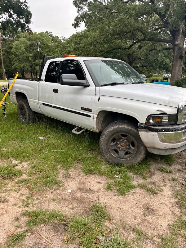 2001 Dodge Ram 2500 - Short Bed