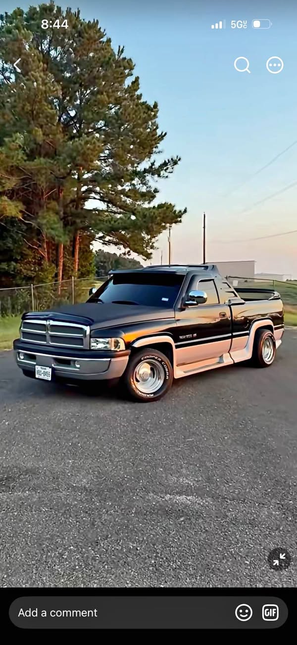 2001 Dodge Ram 1500 - SLT Pickup 4D 5 1\/2 ft